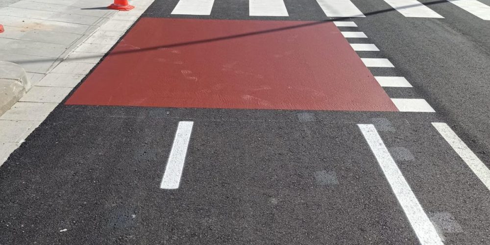 Pasos de peatones y carriles bici en El Prat de Llobregat